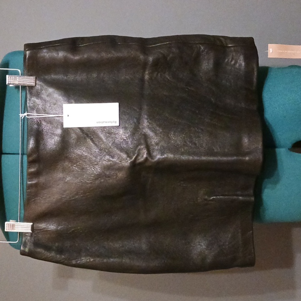 NWT Reformation Genuine Leather Black Skirt Size 6